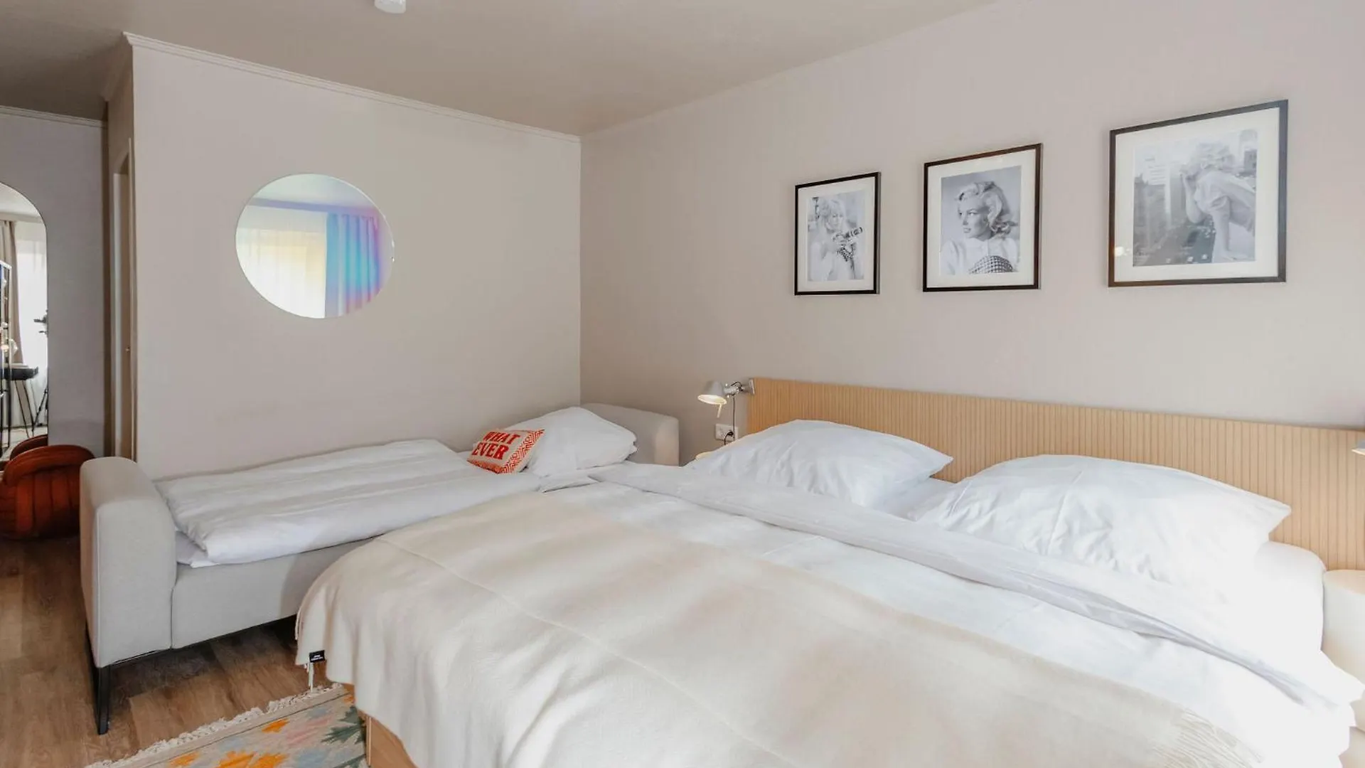 **  Hotel Lux Munique Alemanha