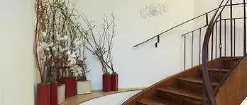 Hotel Lux Munique 2*,