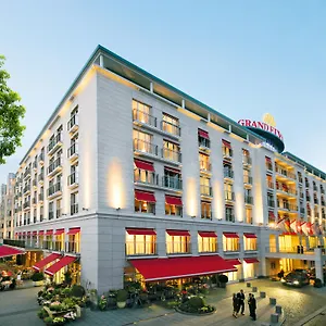Grand Elysee 5*, Hamburg-Harburg Tyskland