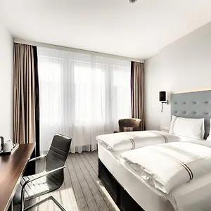 Hotell Premier Ost