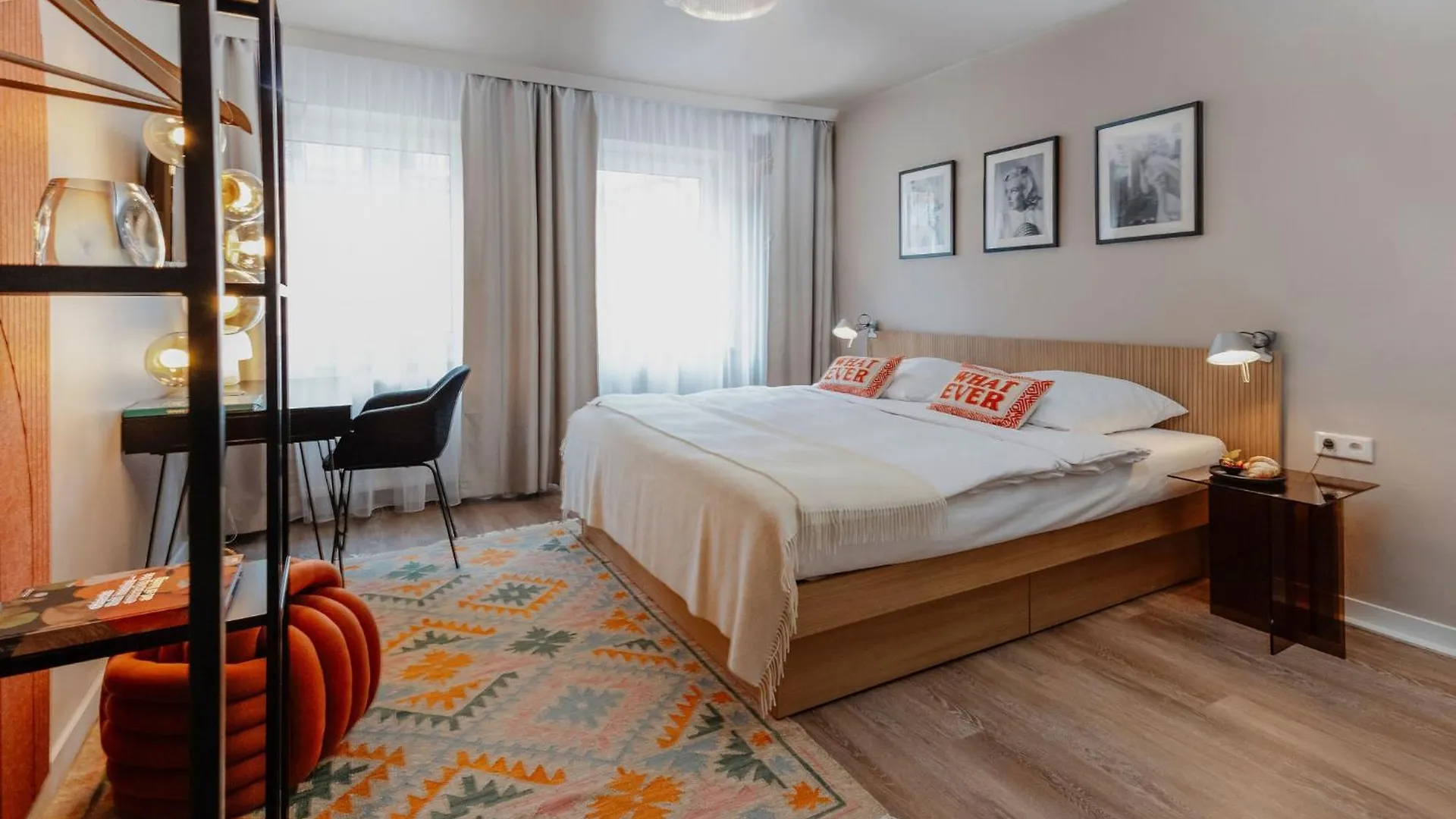 Hotel Lux contacts