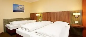 Hotel Lux Munich